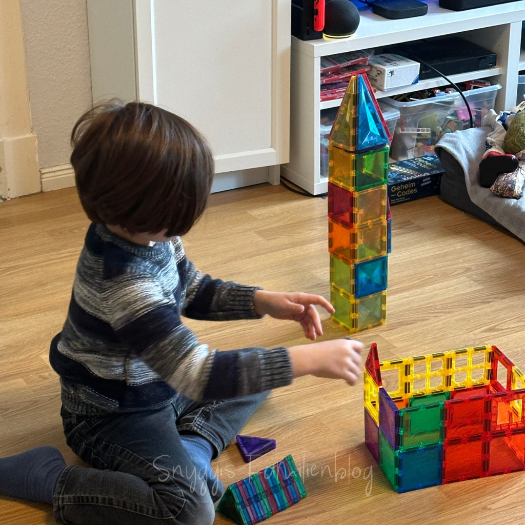 3 von 12 - Kirchenbau - Spielzeit